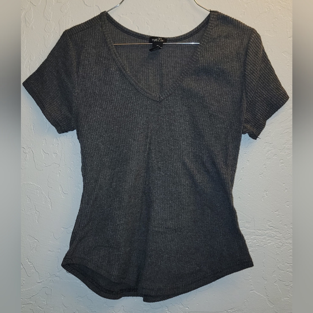 Rue 21 Top